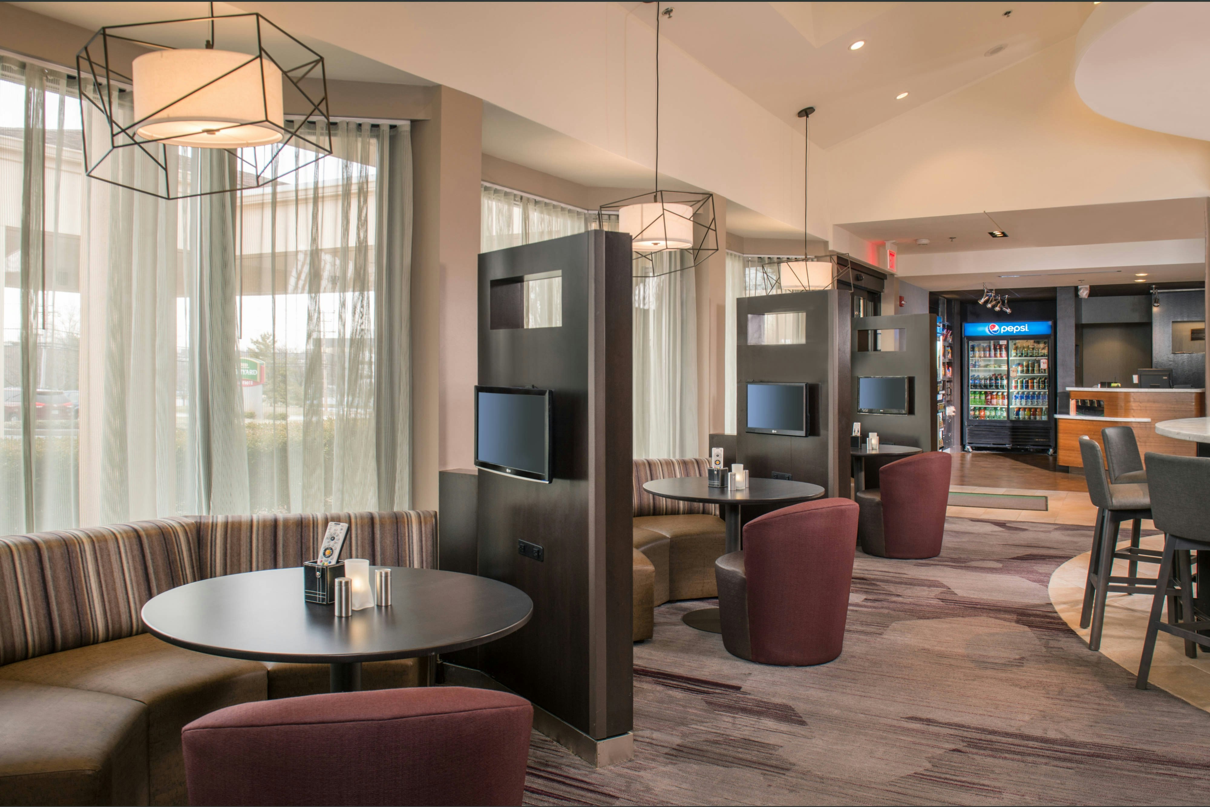 Courtyard by Marriott Baltimore BWI Airport 30/44