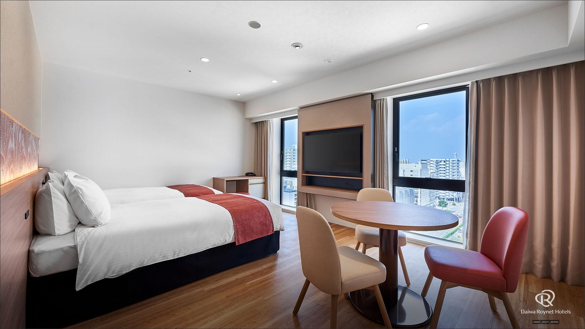 Residential, Deluxe, Single, Twin Beds