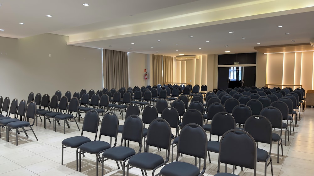 OLINDA HOTEL E EVENTOS 61/70
