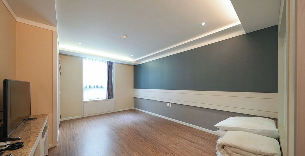 Jeju Galaxy Hotel 37/56