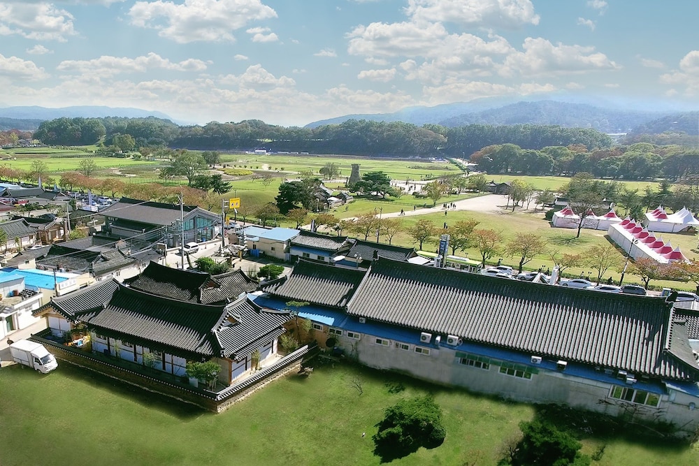 Wiyeonjae Hanok Stay 4/49