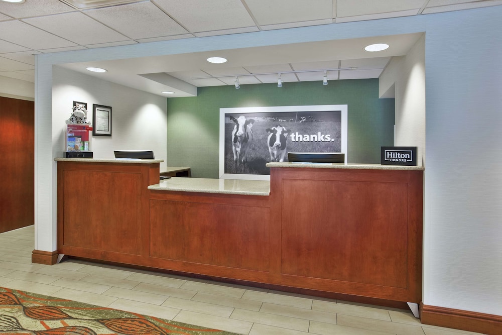 Hampton Inn White River Junction 13/81