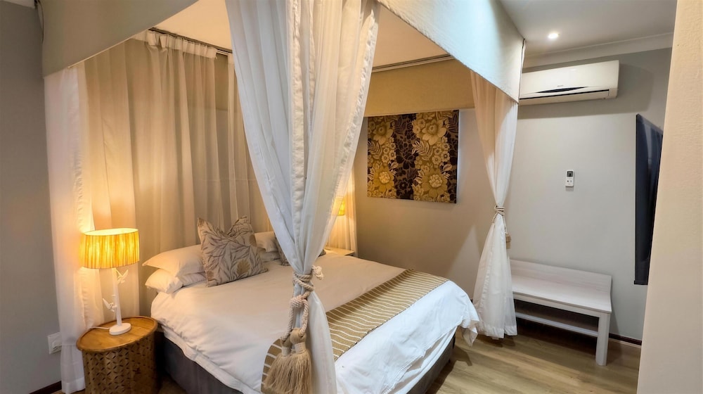 Constantia Hotel and Conference Centre 22/50