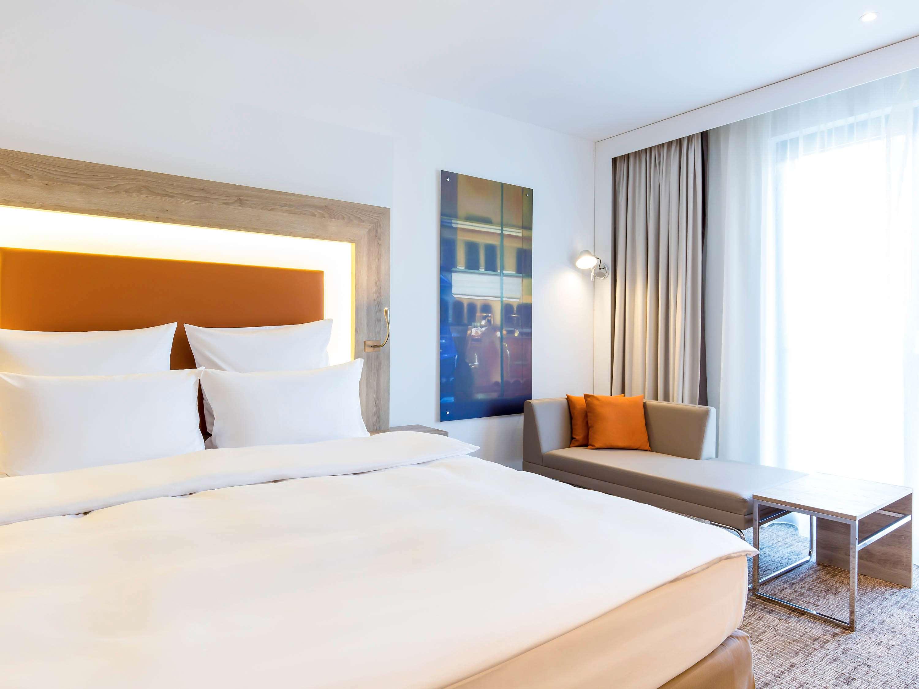STANDARD, QUEEN BED, ACCESSIBLE