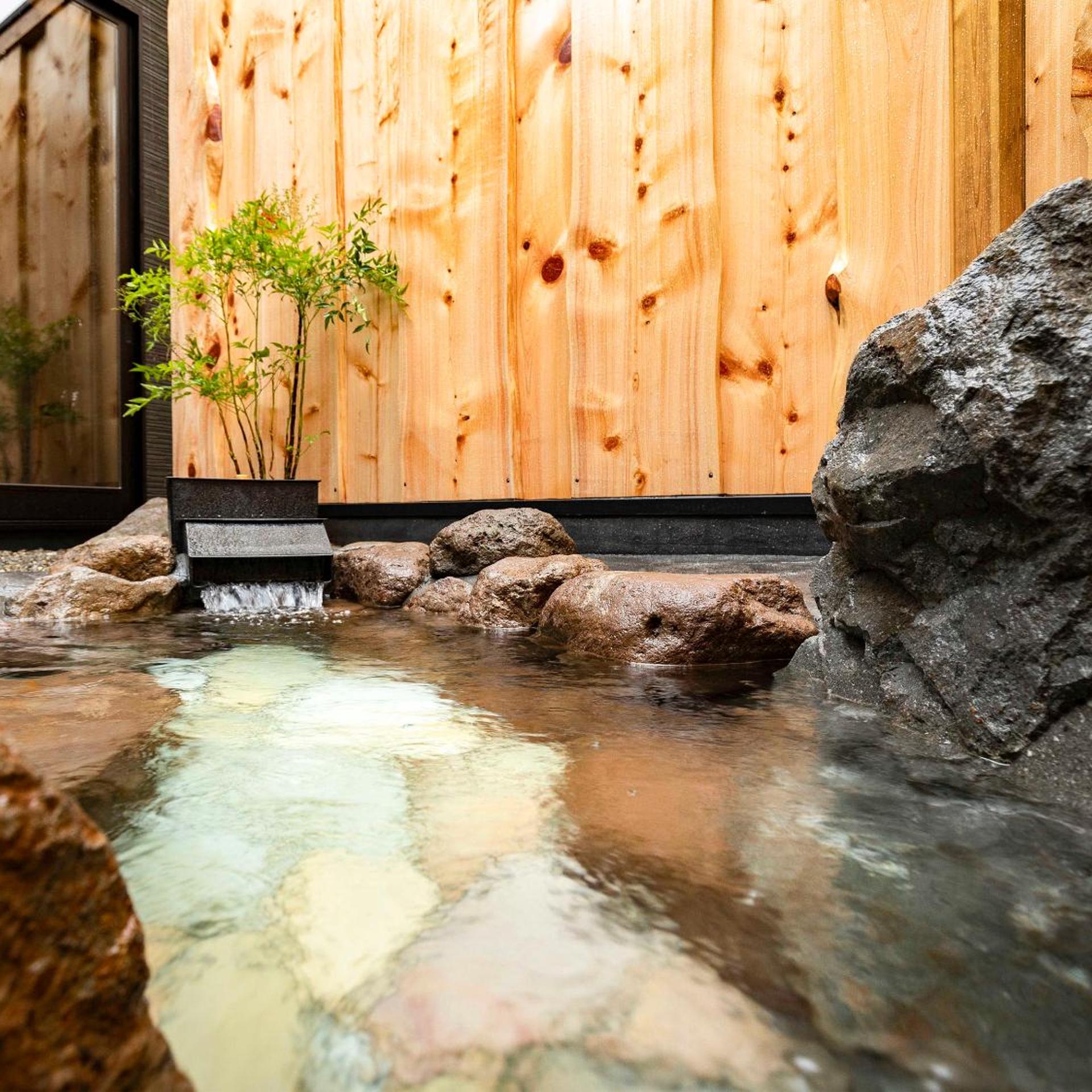 Nihon Ryokan Utsuwa Beppu Kannawa 32/50