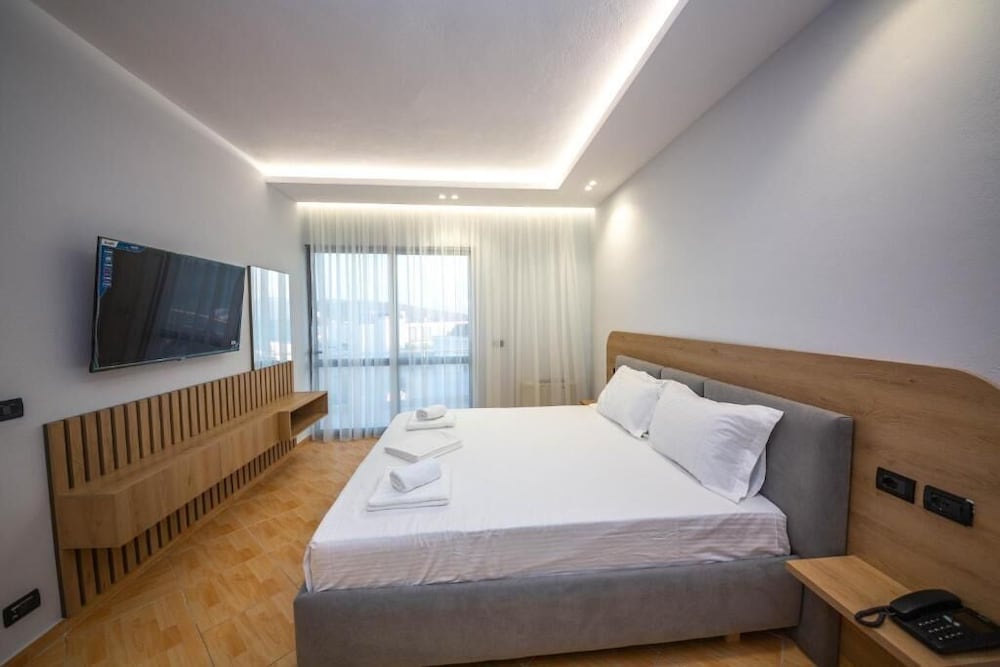 HOTEL SEASIDE SARANDA 26/52