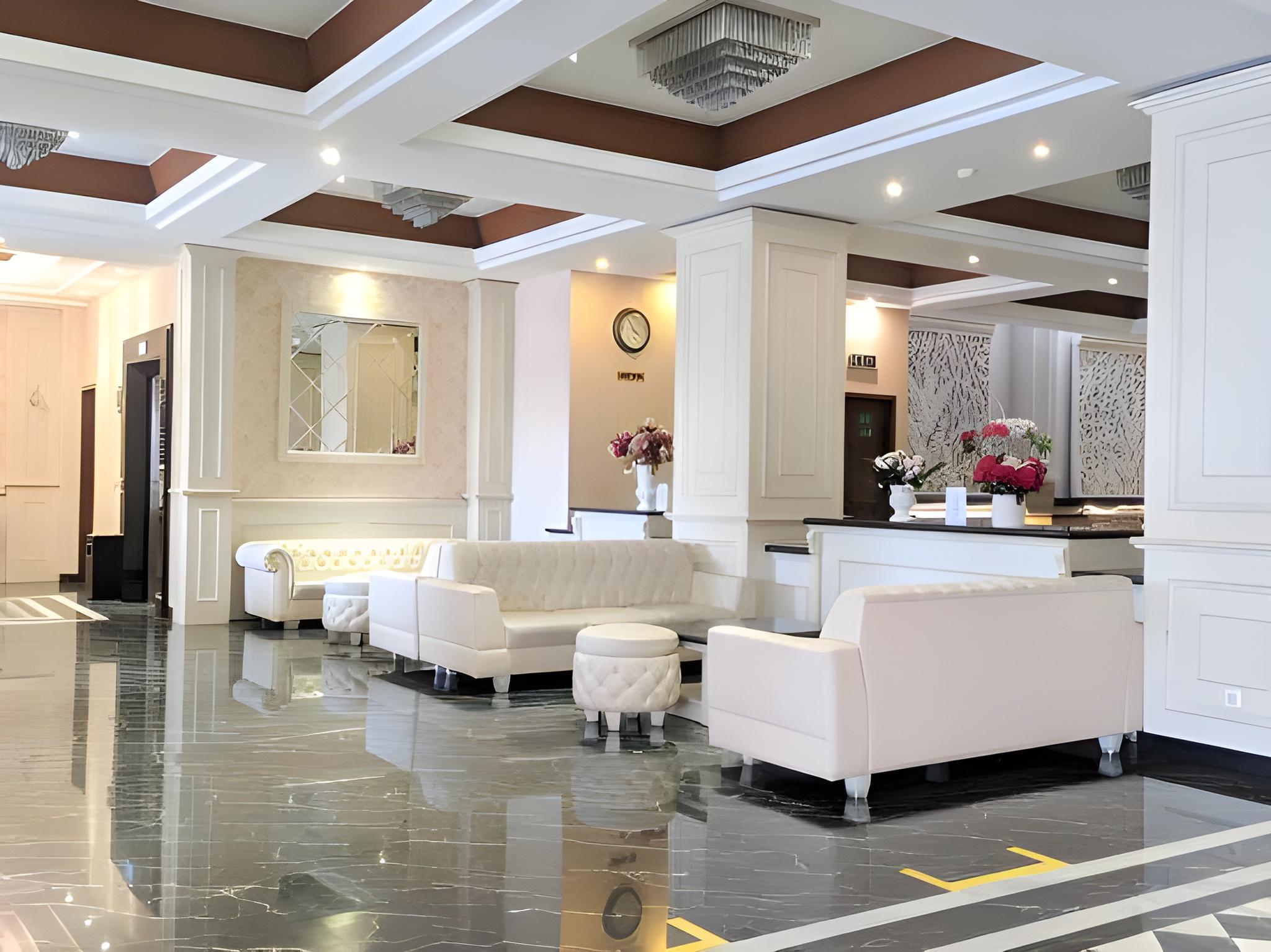 COR Hotel Purwokerto 2/14