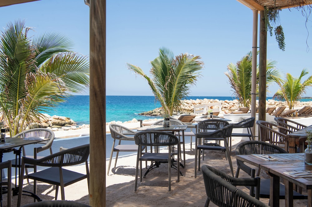 Scuba Lodge & Ocean Suites 57/76