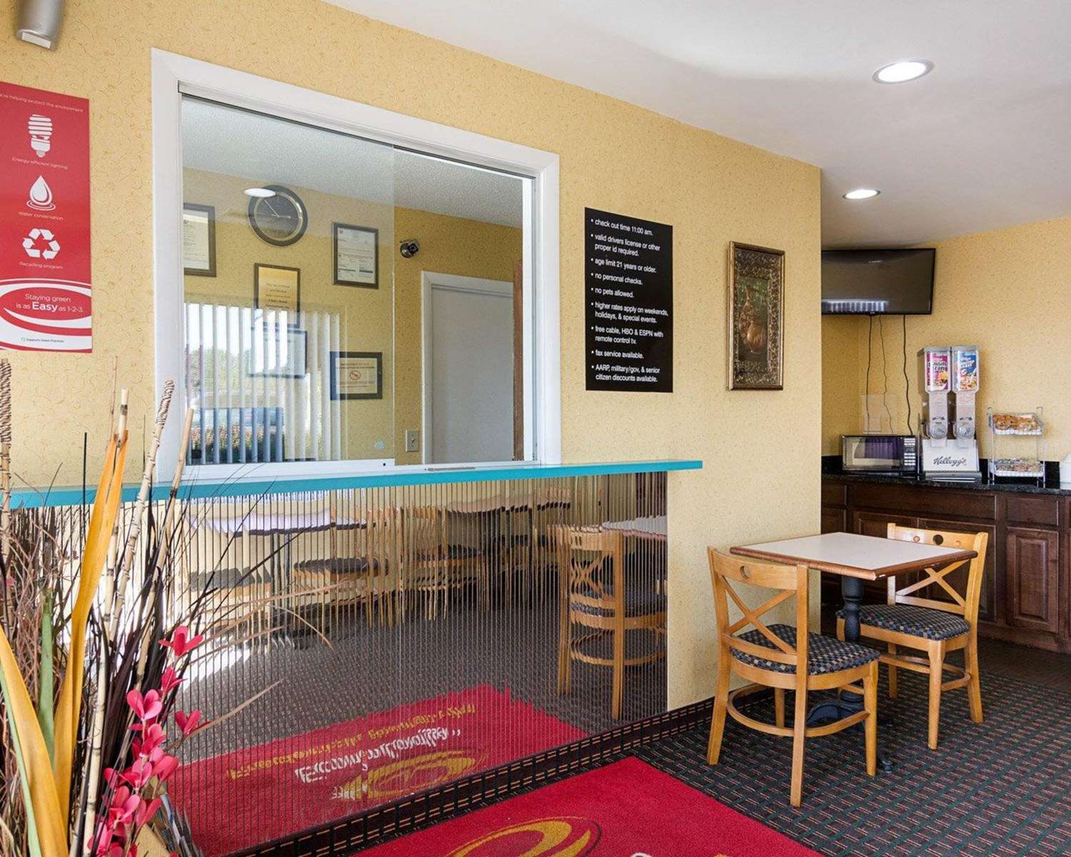 Econo Lodge Fredericksburg Near I-95 30/44