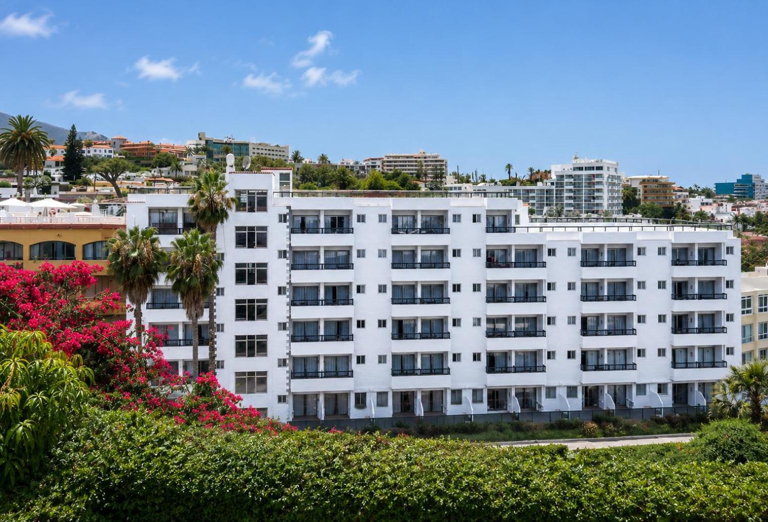 Muthu la Perla Tenerife 5/64