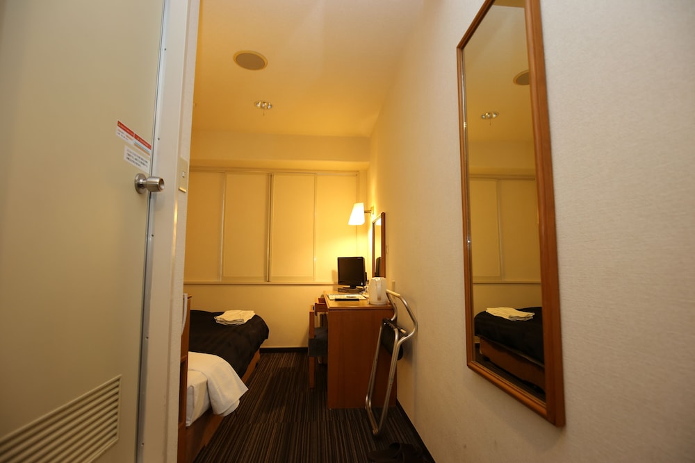 Kyoto Plaza Hotel 38/39