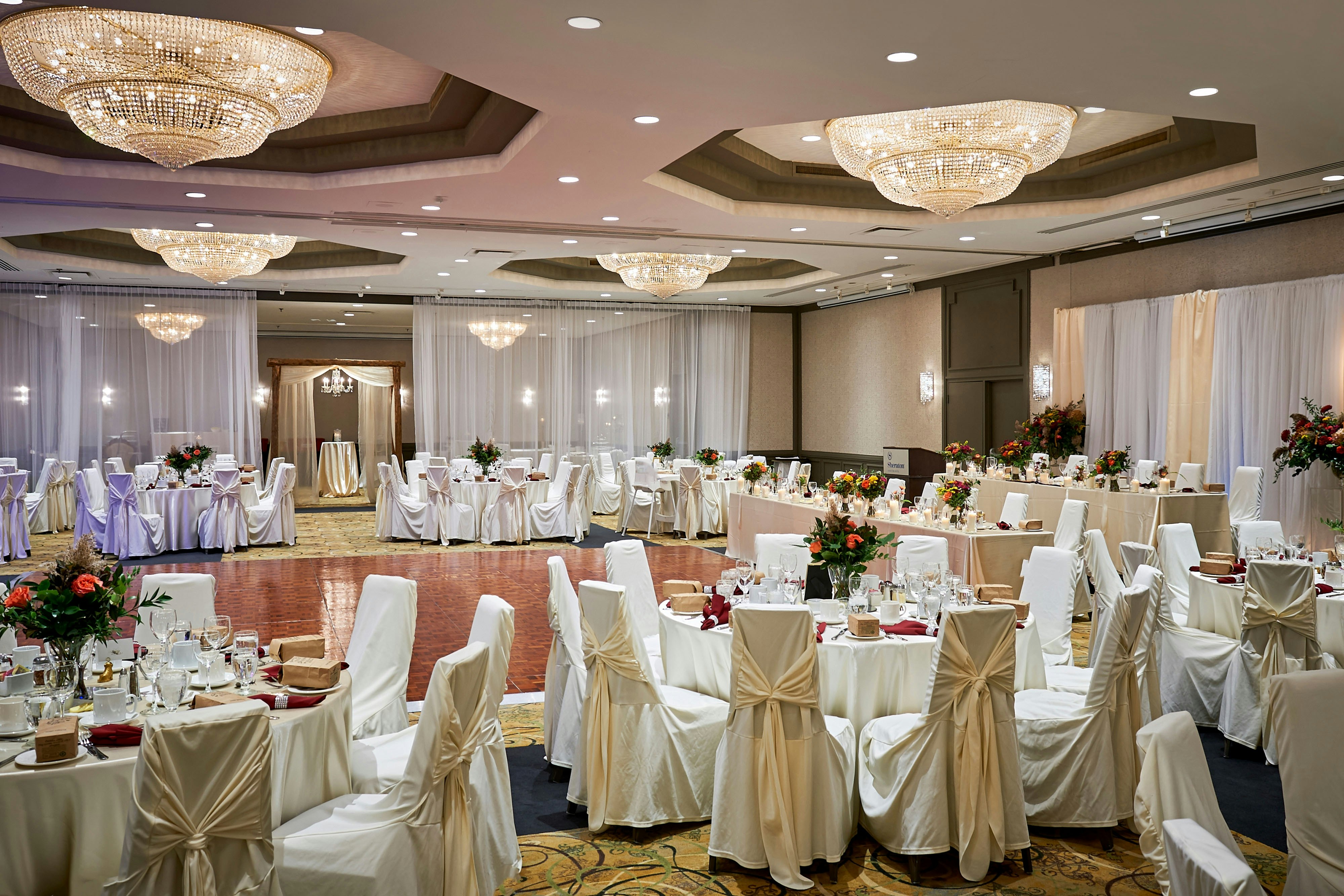 Sheraton Hamilton Hotel 33/42
