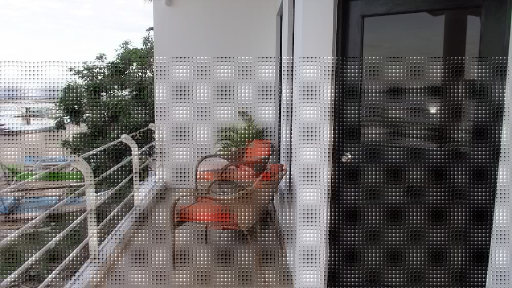 The Coral Beach Club 6/50