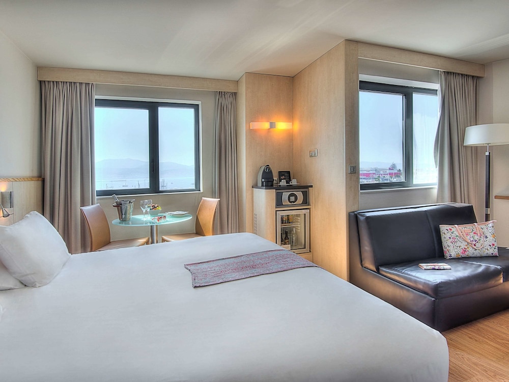 Mercure Ajaccio Centre 6/76