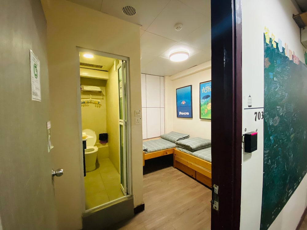 ALOHAS Hostel 37/37