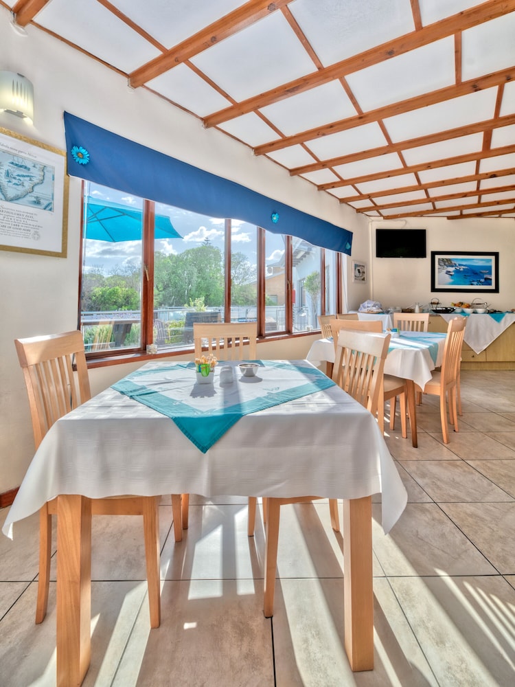 Mermaid Guest House 40/50