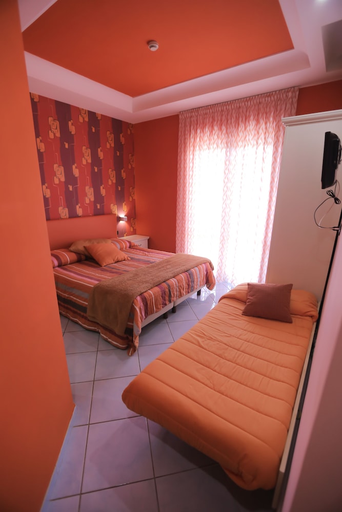 Albergo Pompei Valley 18/66