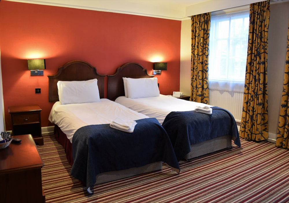 Uno Rose & Crown Hotel Tonbridge 10/35