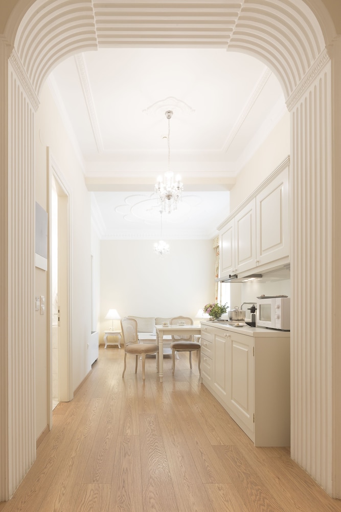 Gatto Perso Luxury Apartments 28/50