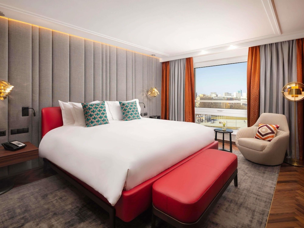 Suite, King Bed, Sauna