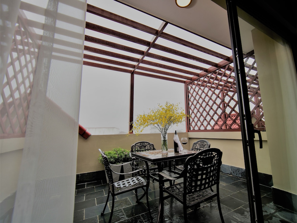 Lotus Aroma Sapa Hotel 36/40