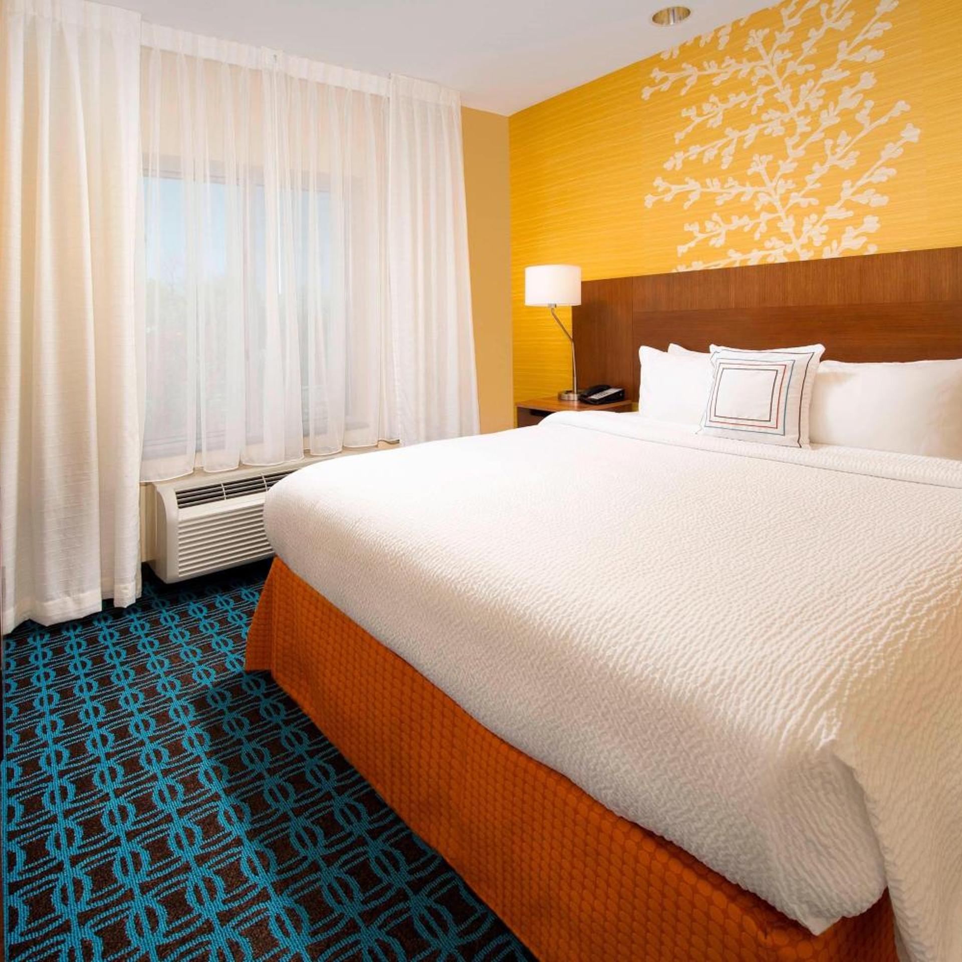 Executive, Suite
