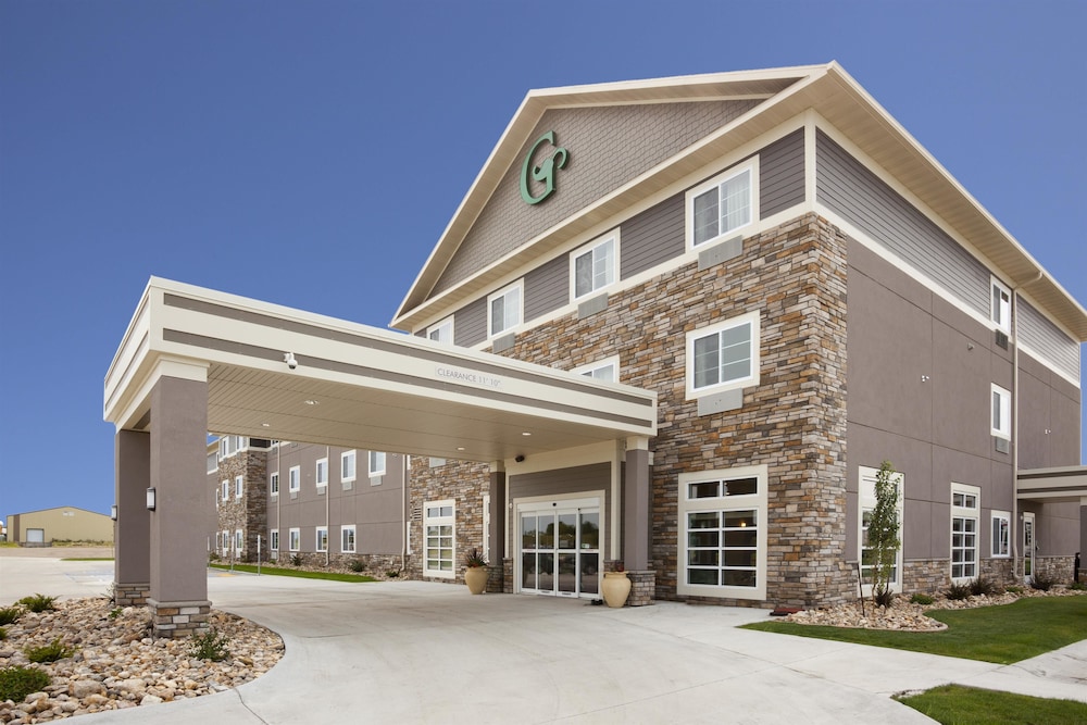 GrandStay Hotel and Suites 1/63