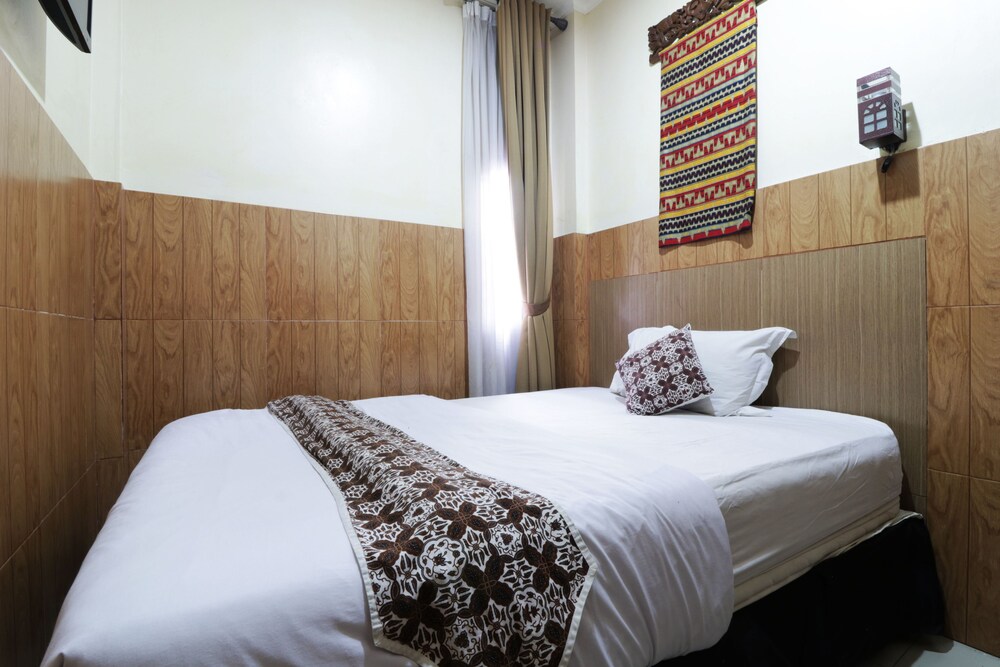 58 Guesthouse Tangerang by ZUZU 8/19
