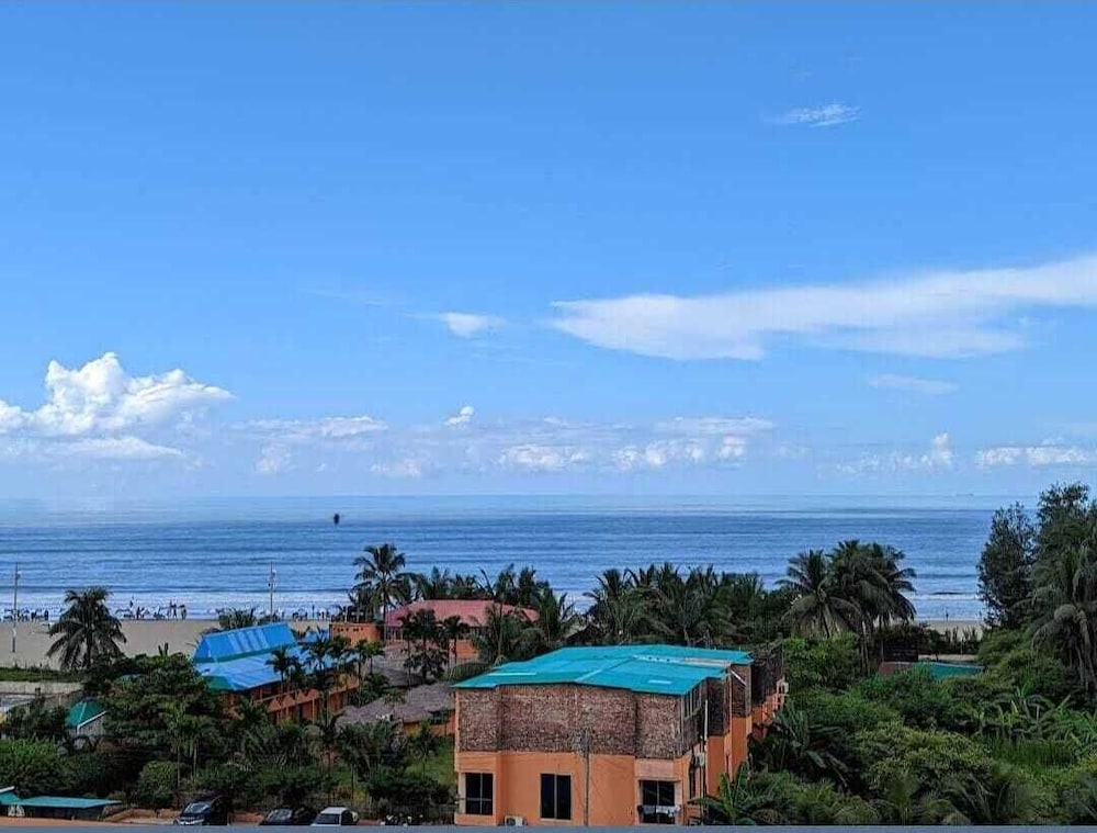 OCEAN PARADISE HOTEL AND RESORT 48/54