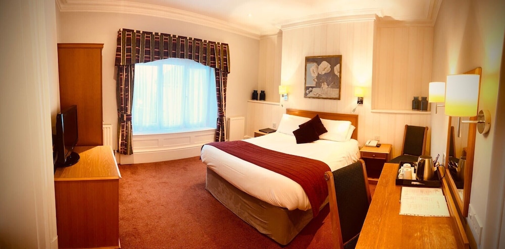 The Birch Hotel 12/53