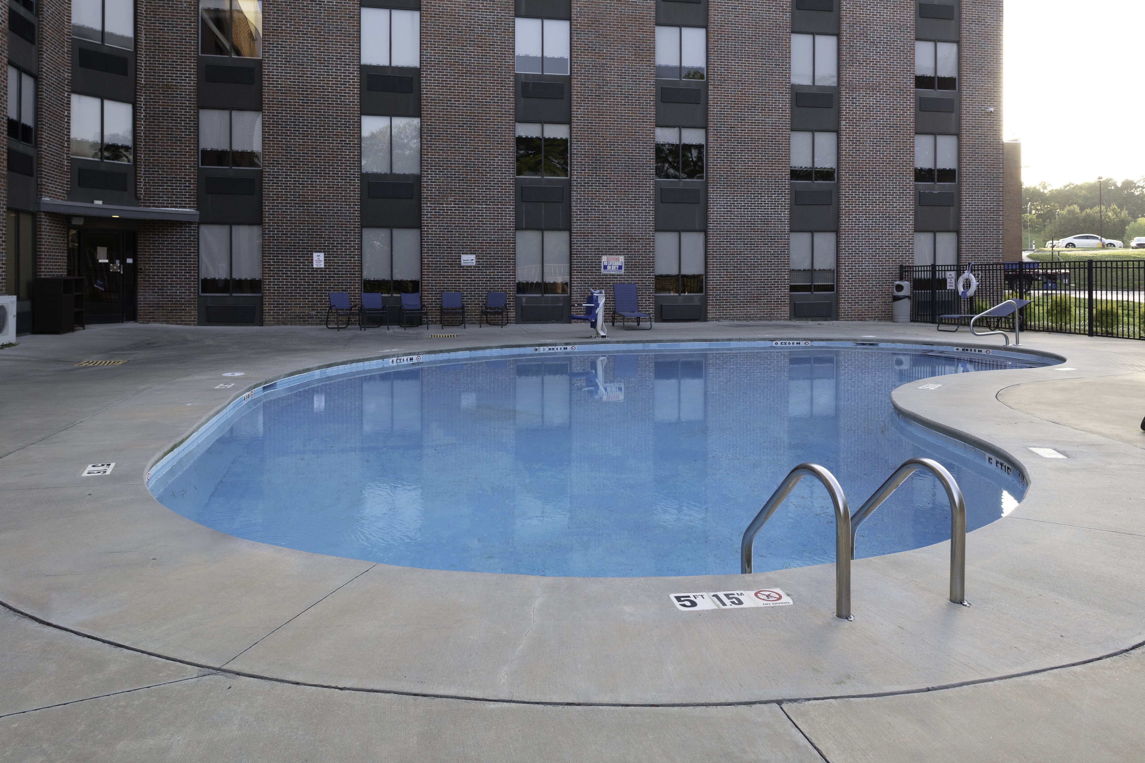Holiday Inn Express Rocky Mount - Sports Center 31/50