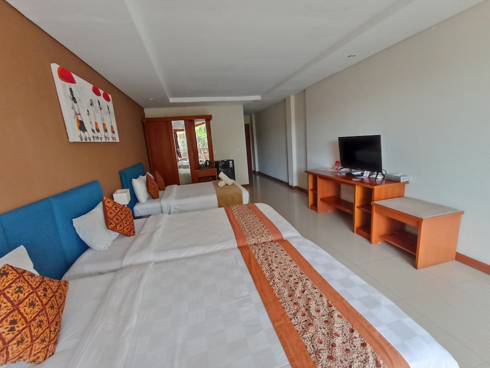 Abian Harmony Hotel 59/79