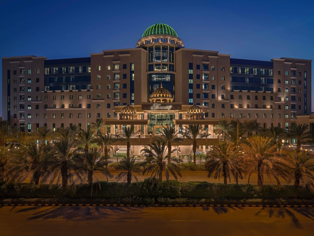 فيرمونت الرياض(Fairmont Riyadh) 64/69