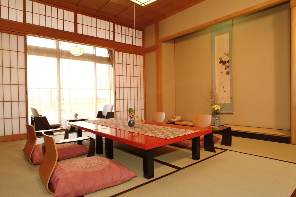 Kamiyamada Hotel 46/55