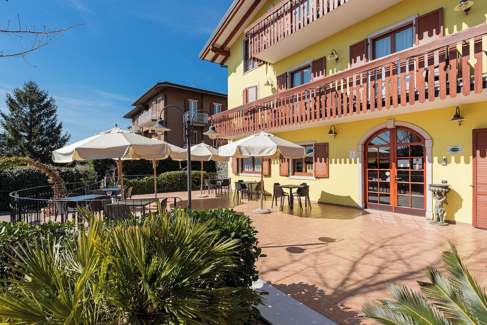 Hotel Romantic 59/60