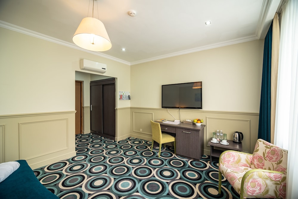 Mildom Hotel 29/36