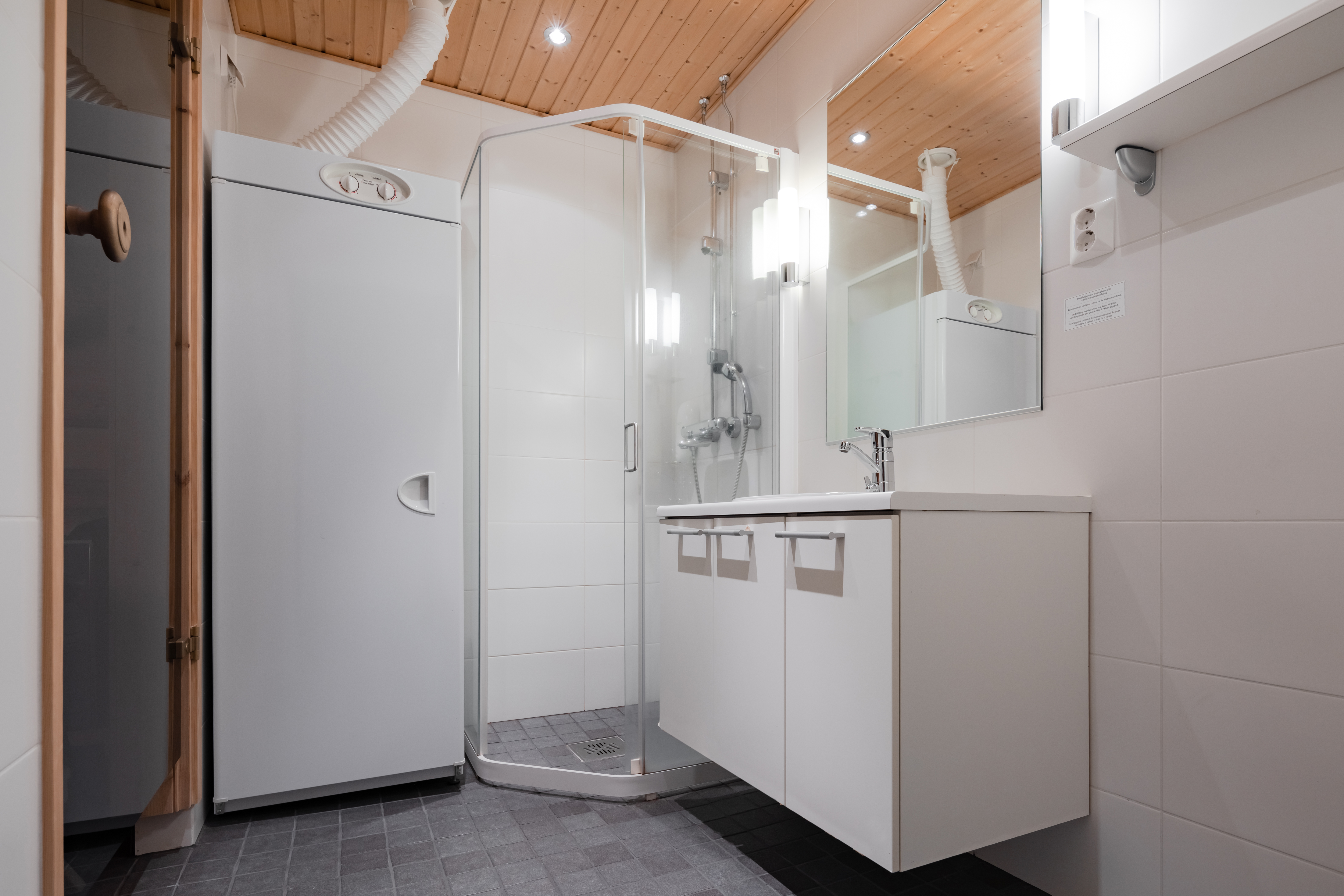 2 Bedrooms, Ski Chalet