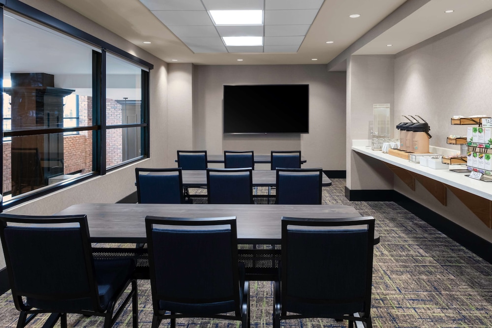 Hyatt House Nashville Downtown / Convention Center 35/47