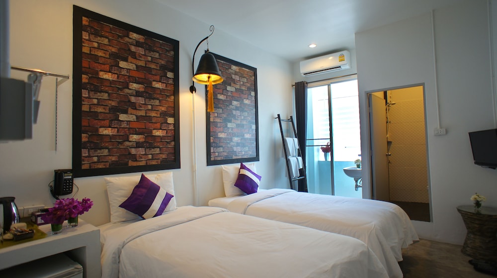 Walking Street Residence 14/51