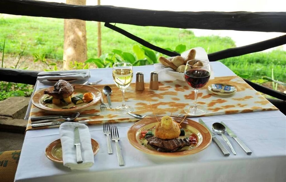 Mara River Lodge 23/50
