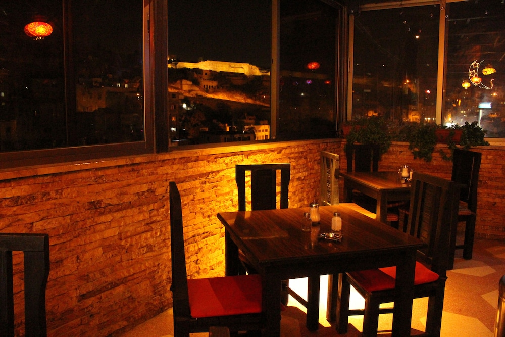 Arab Tower Hotel 46/54