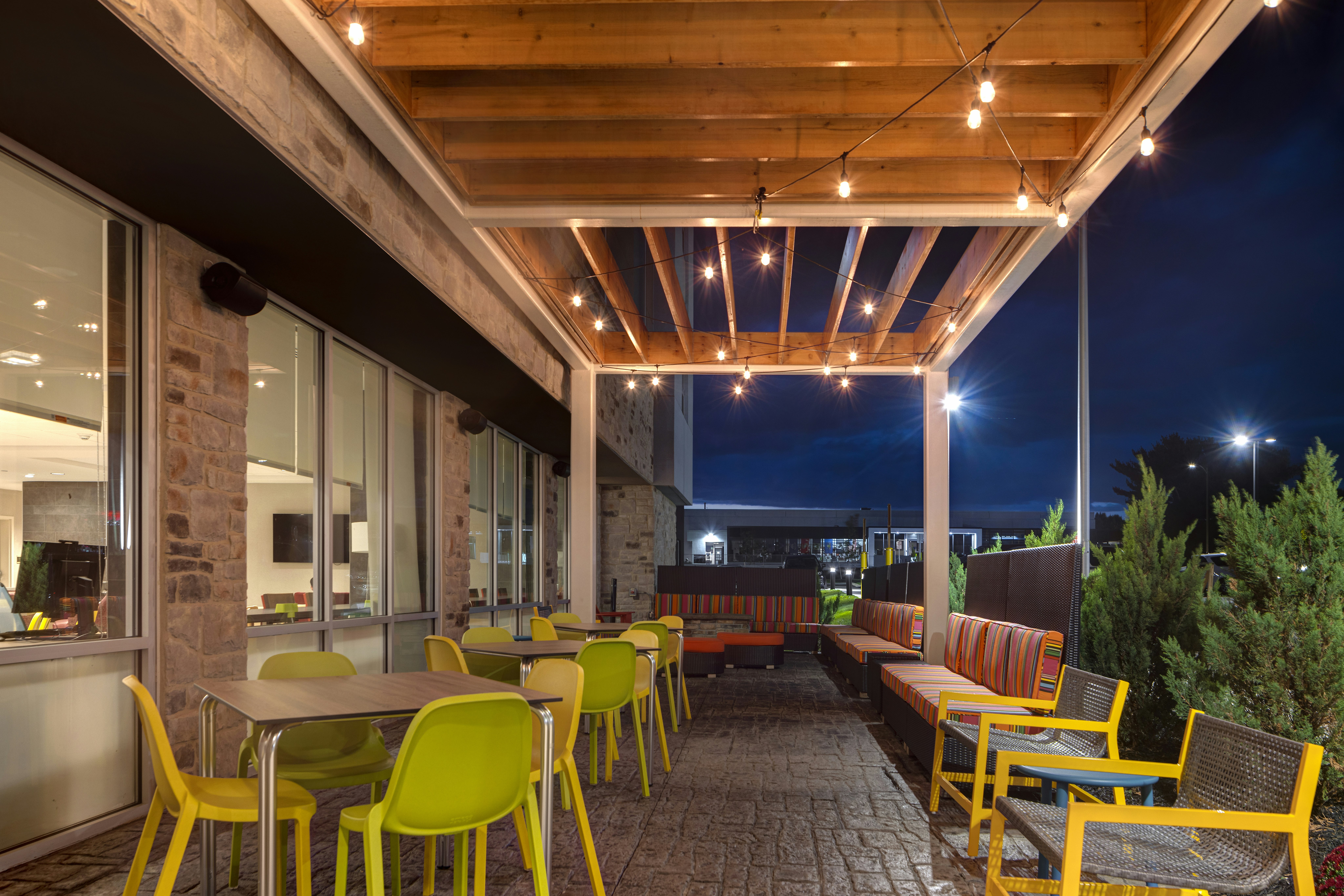 Home2 Suites by Hilton Allentown Bethlehem Airport 20/27