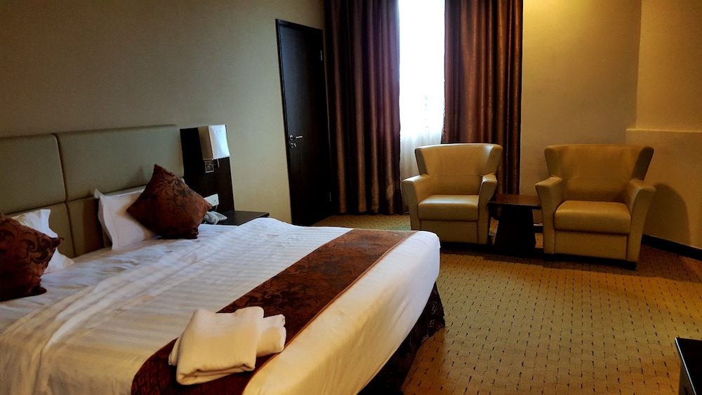 Lintas View Hotel 7/21