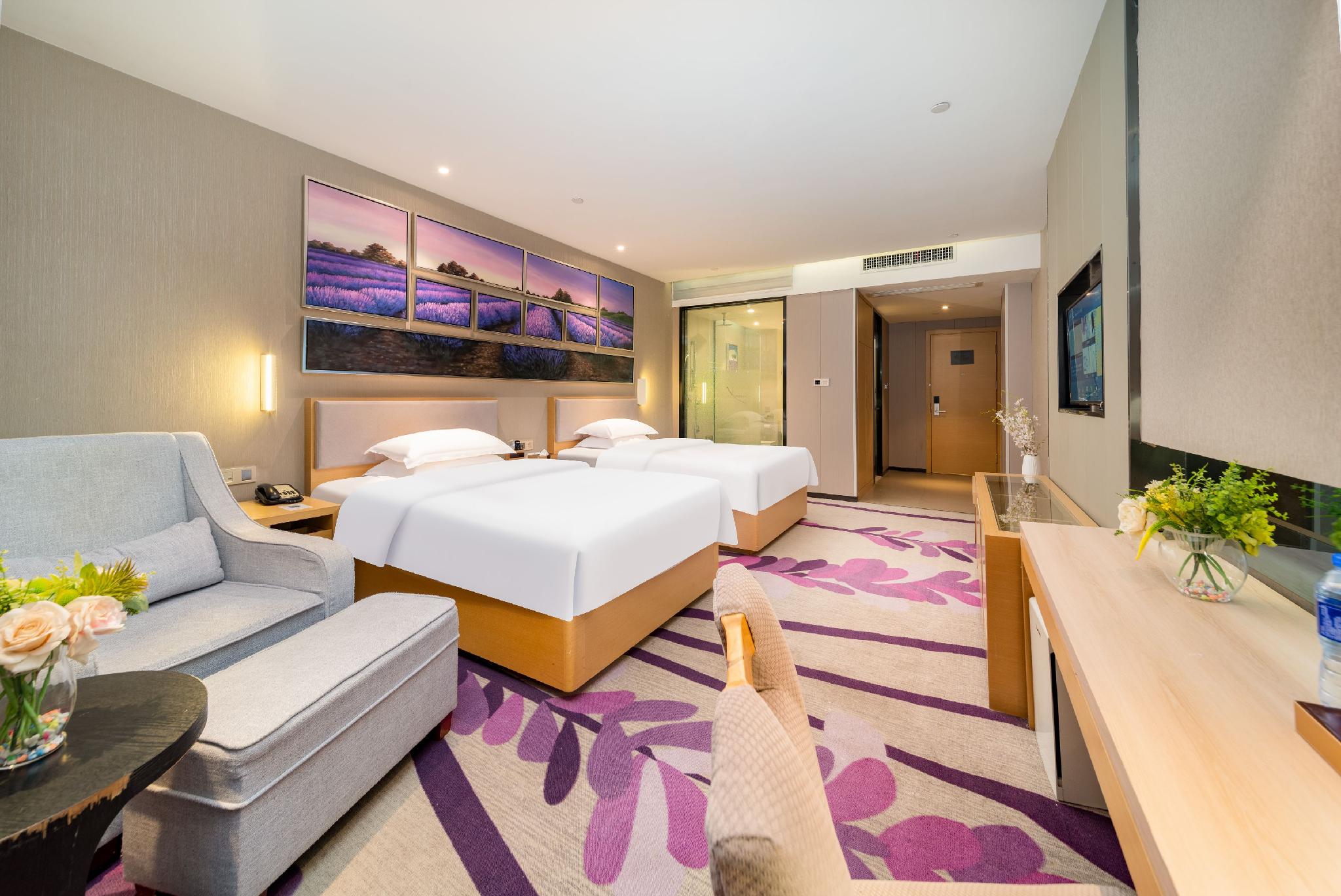 Lavande Hotel (Guiyang Huaxi) 12/23