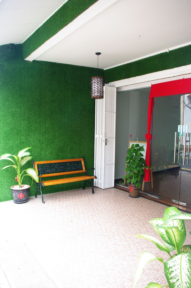 Vinz Boutique Hotel 11/17