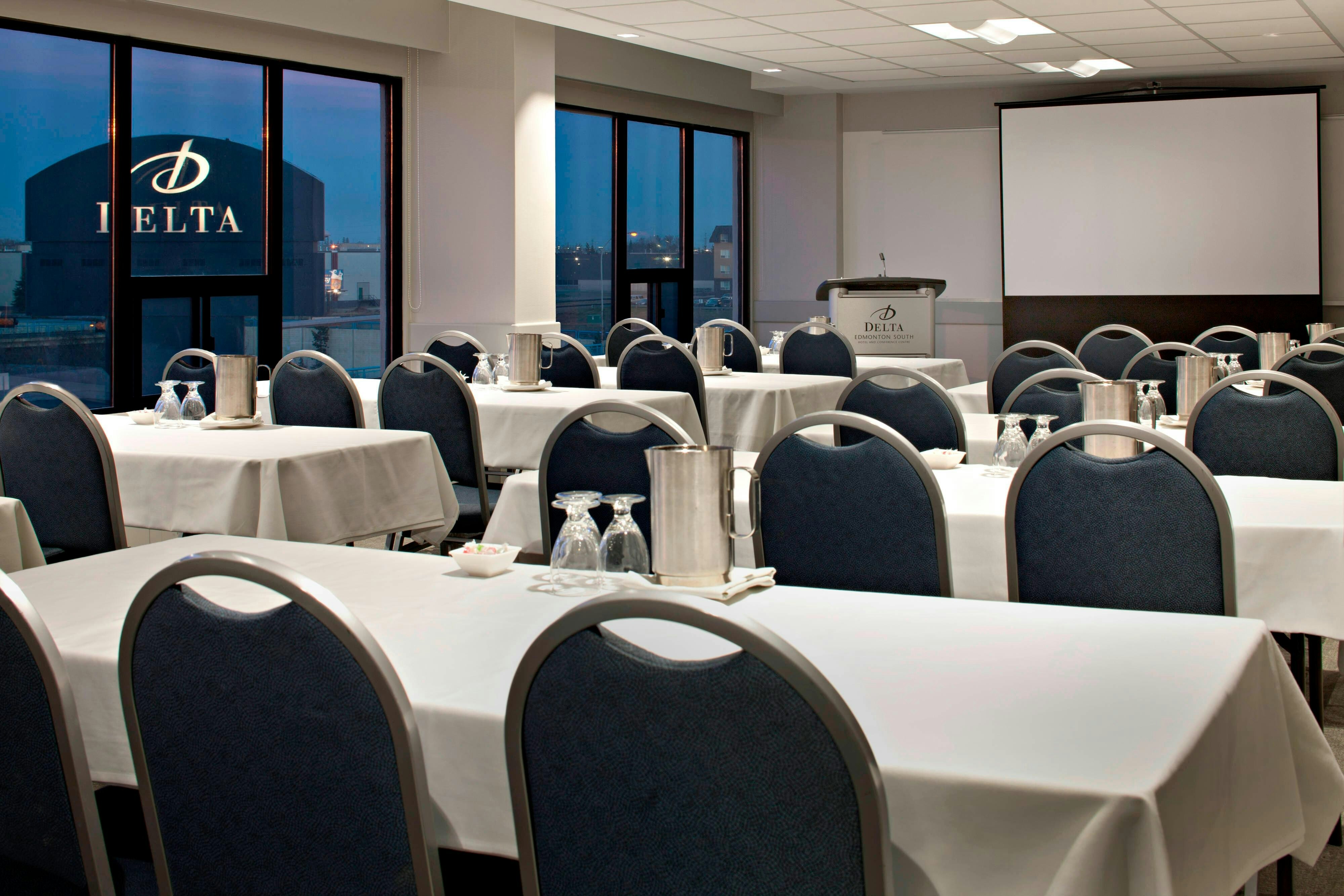 Delta Hotels by Marriott Edmonton South Conference Centre 13/22