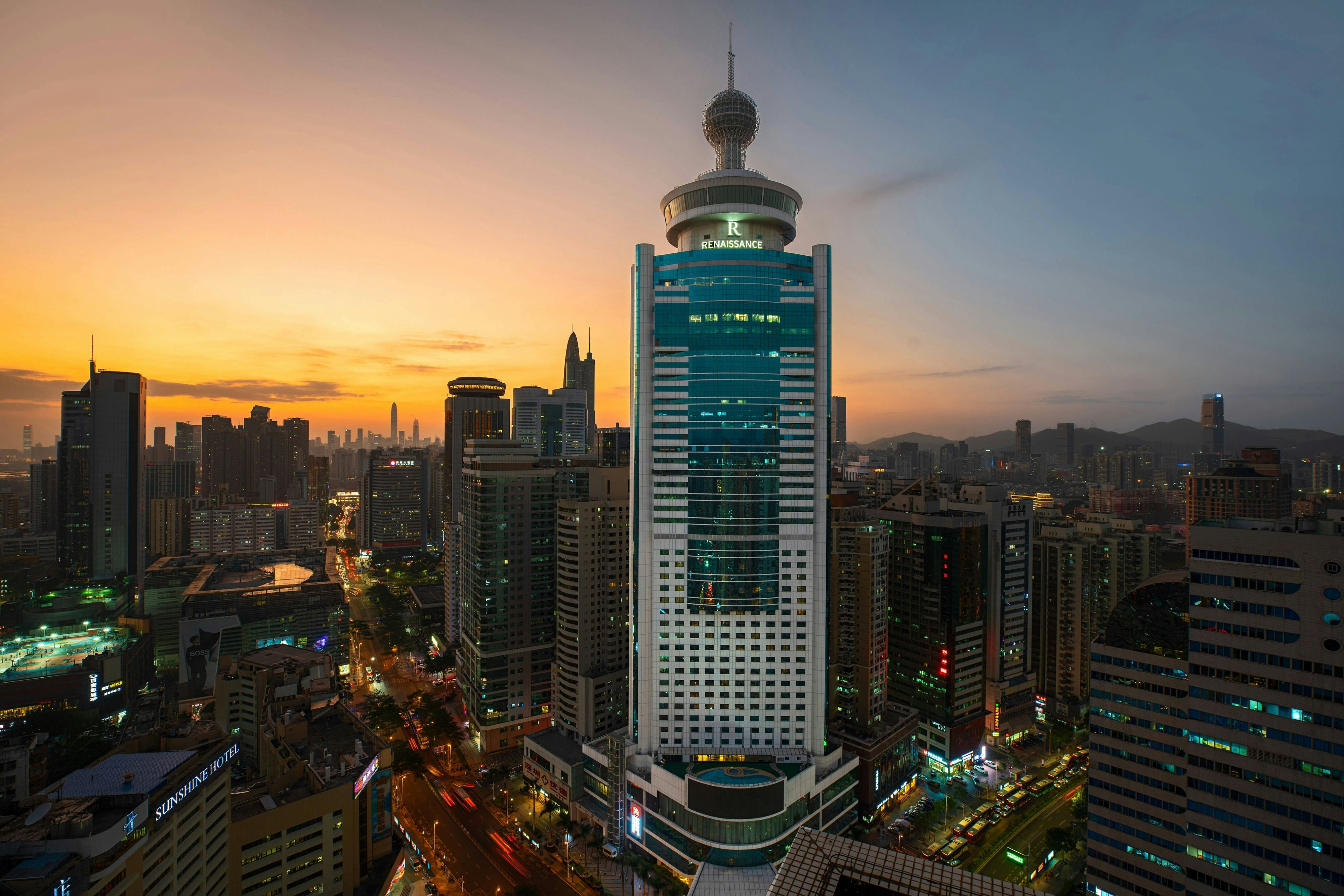 Renaissance Shenzhen Luohu 1/12