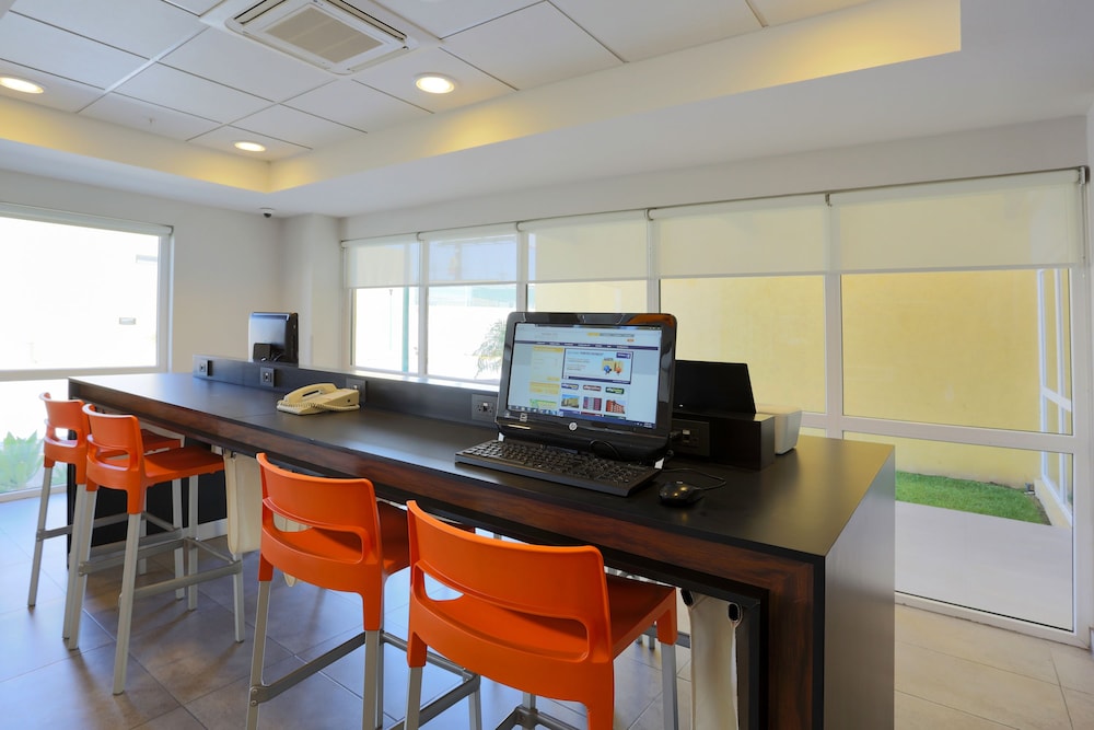 City Express by Marriott Tijuana Insurgentes 45/50