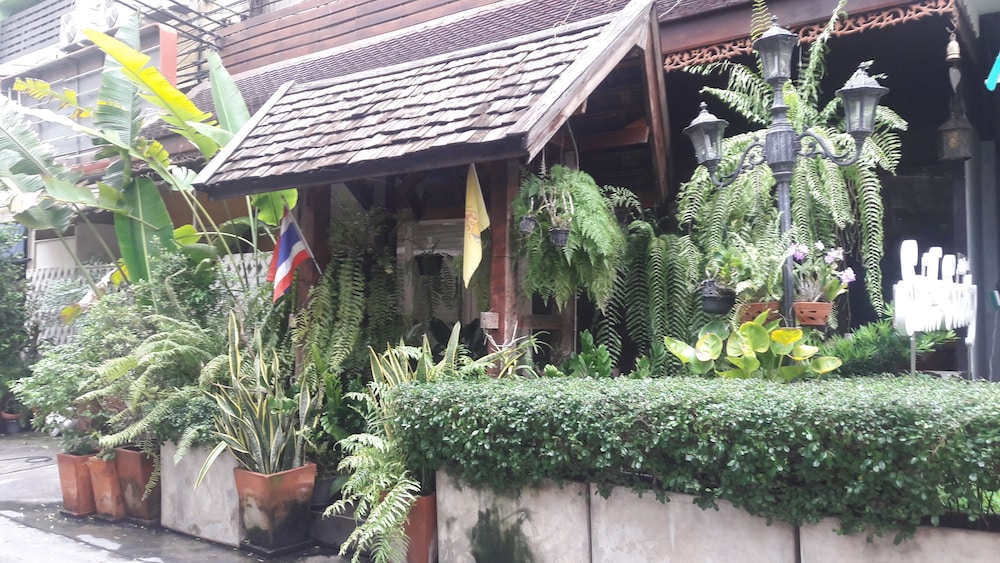 Smile Society Boutique Hostel 3/17