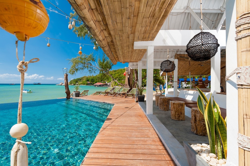 Sunshine Beach Resort 95/100